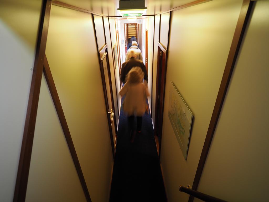 Hotelboot Sarah Amsterdam Ngoại thất bức ảnh